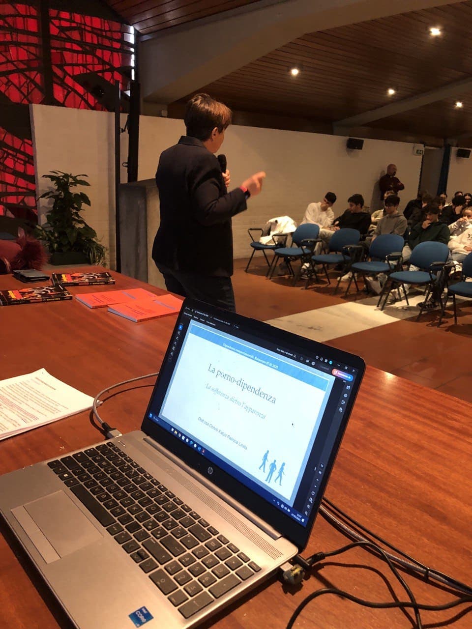 photo_5787521285687544947_y (1) (1)